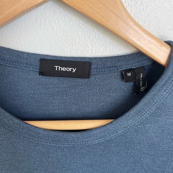 Theory men’s tshirt - Picture 2 of 3